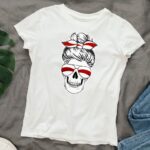 Футболка з чэрапам у павязцы і акулярах