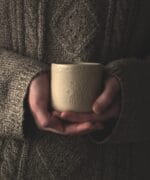 Керамічны кубак з беларускім арнаментам